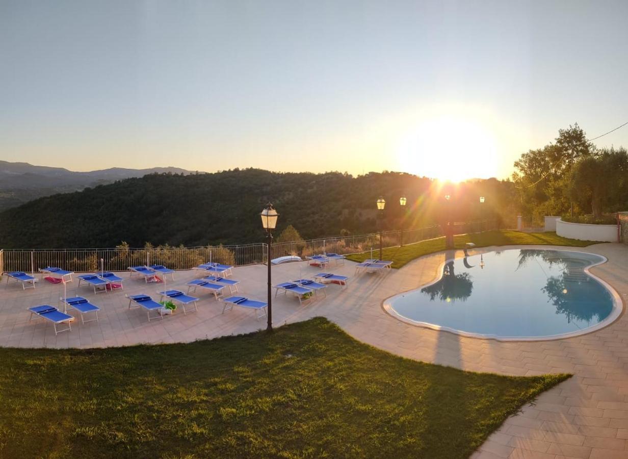 Hotel Sotto Il Cielo Del Cilento Ostigliano Exterior foto
