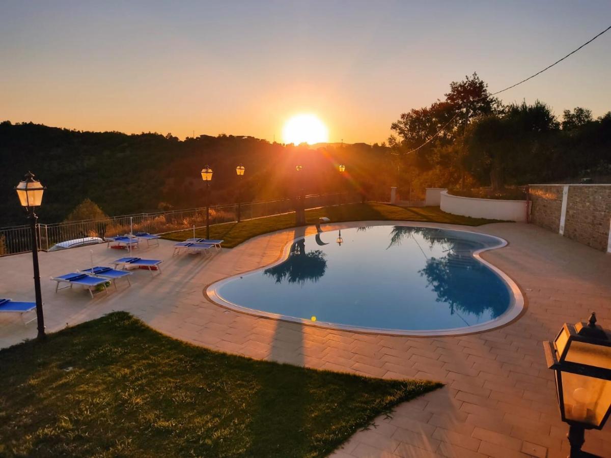 Hotel Sotto Il Cielo Del Cilento Ostigliano Exterior foto