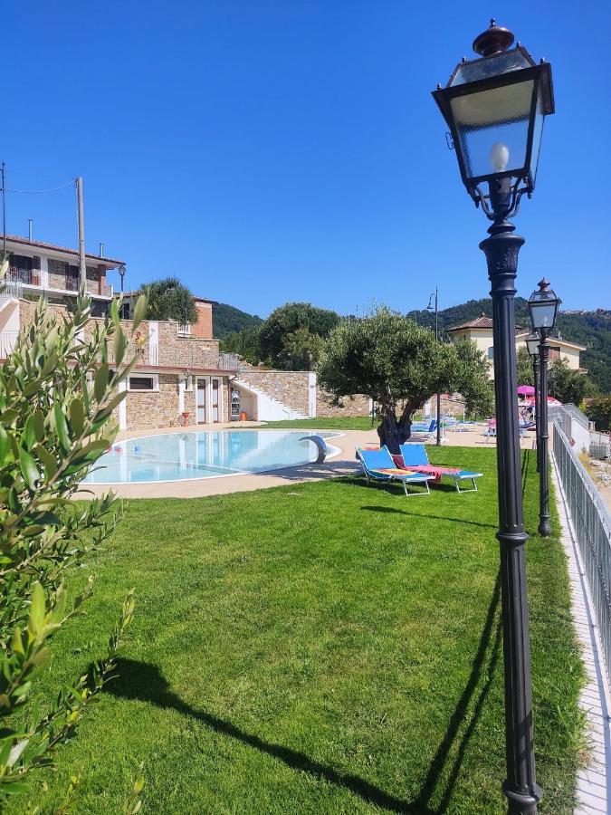 Hotel Sotto Il Cielo Del Cilento Ostigliano Exterior foto